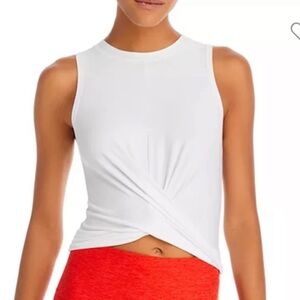 NWT Beyond Yoga Featherweight Intersect Cropped Tank Top - Size Small So Cute!